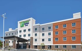 Holiday Inn Express & Suites Lexington Midtown - I-75 By Ihg